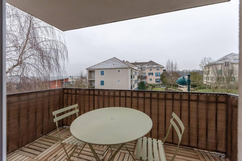 Arty Paris Apartment Disneyland Magny-le-Hongre Bagian luar foto